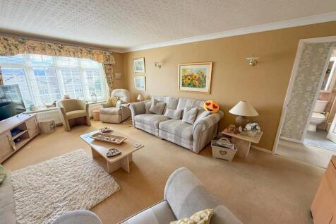2 bed detached bungalow, Silsden 10