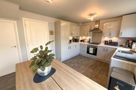 3 bed semi, Silsden