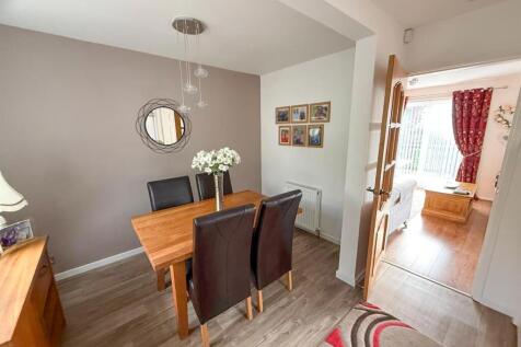 3 Bed Detached, Silsden