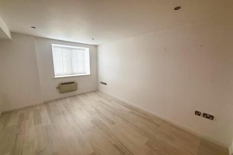 2 Bed Apartment, Riddlesden