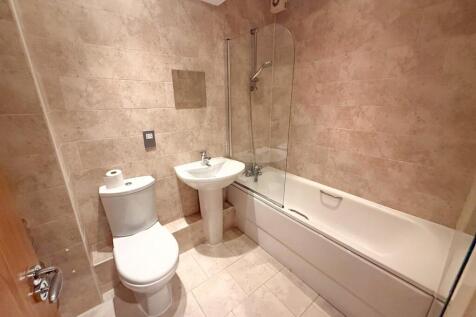 2 Bed Apartment, Riddlesden