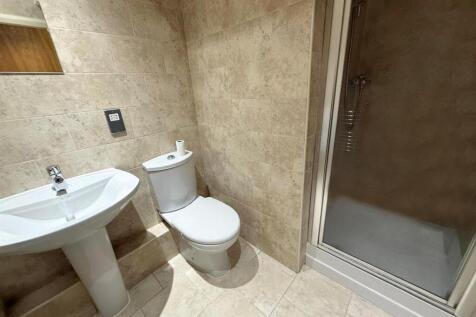 2 Bed Apartment, Riddlesden