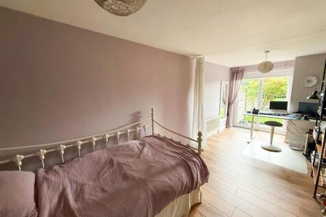 3 bed townhouse, Silsden 5