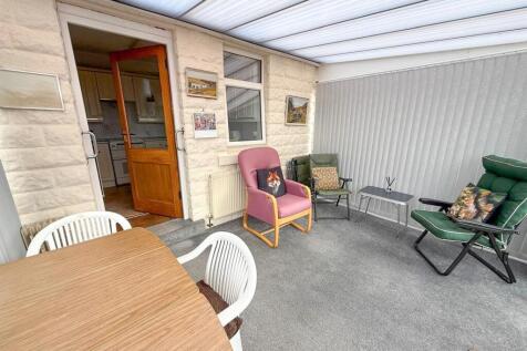 2 bed semi-detached bungalow, Silsden 9