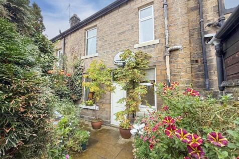 4 bed mid-terrace property, Silsden 21