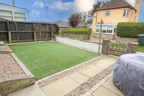 3 bed semi-detached house, Silsden 17