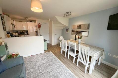 3 bed semi-detached house, Silsden  9