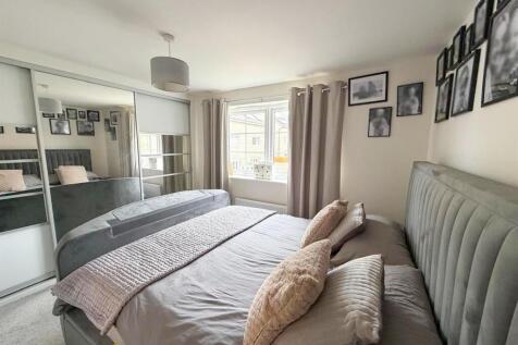 3 bed semi-detached house, Silsden  12