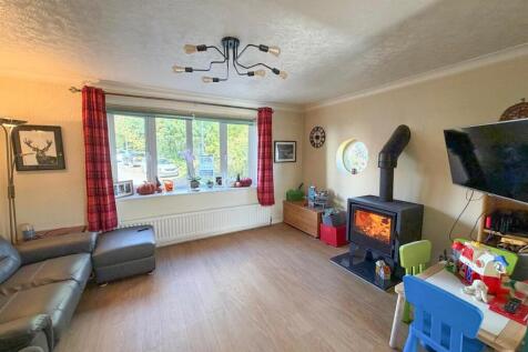 3 bed semi detached, Silsden
