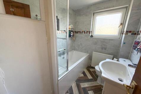 3 bed semi detached, Silsden