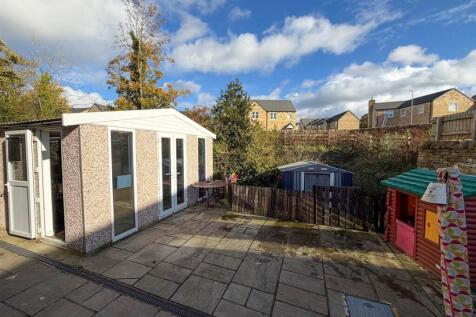 3 bed semi detached, Silsden