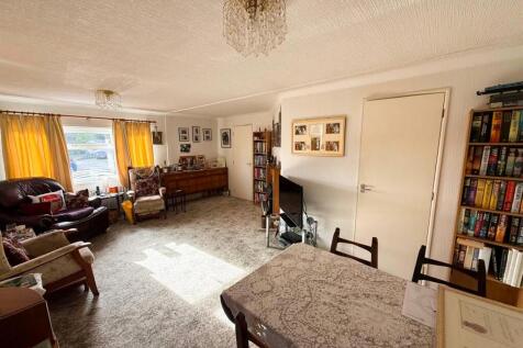 2 bed park home. Silsden