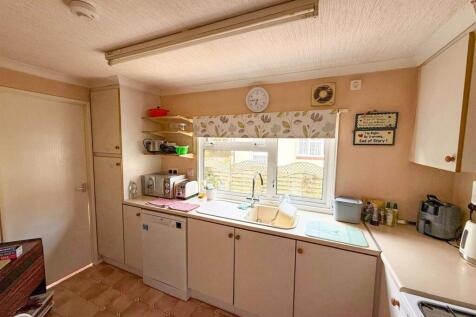 2 bed park home. Silsden