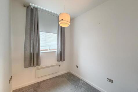 3 bed apartment, Silsden