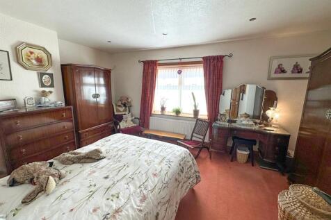 2 bed terrace, Silsden