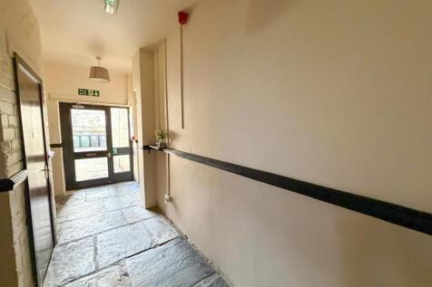 1 bed apartment, Silsden