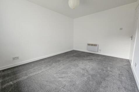 1 bed apartment, Silsden