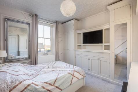 The Mount 20 Bedroom 2-1.jpg