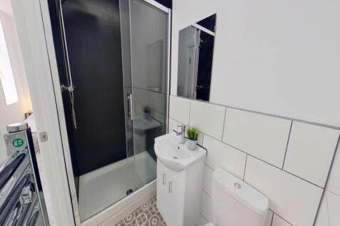 R6 - Ensuite