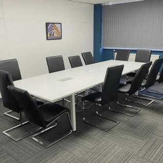 meetingroom.jpg