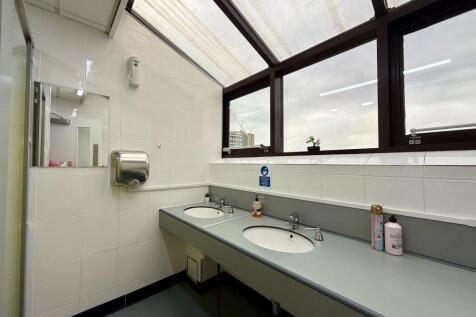 Photo 18112025 11 52 11.jpg