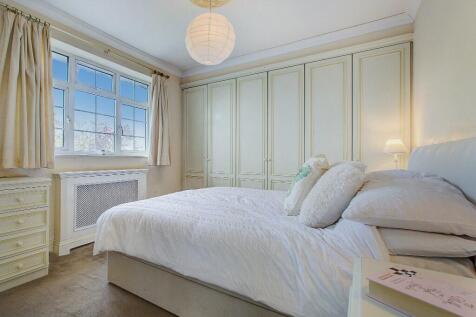 Main bedroom