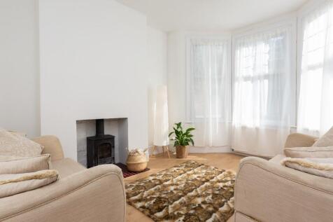Separate lounge