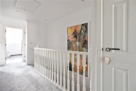 2nd Floor Landing