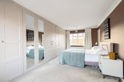 Bedroom 1 (Pic 2)