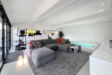 Luxury Spa Annex