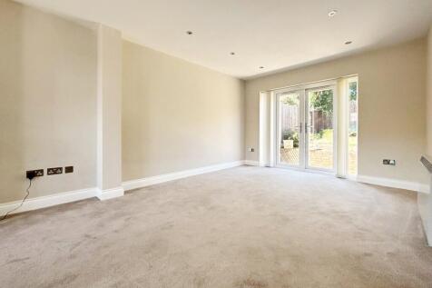 Through Lounge