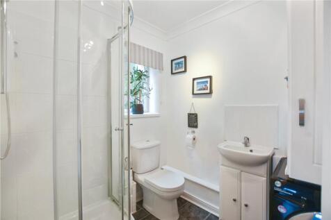 Gf Shower/Utility