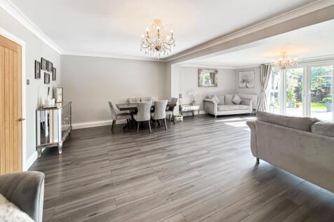Living Room Diner