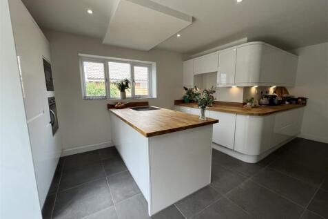 Open Plan Kitchen, Living &amp; Dining Room