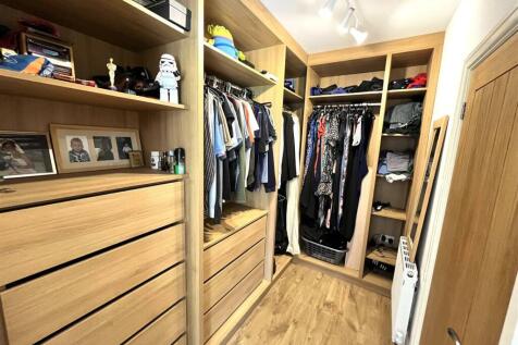 Walk in Wardrobe