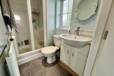 En-Suite / Shower Room