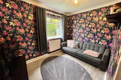 Sitting Room/ Bedroom Four