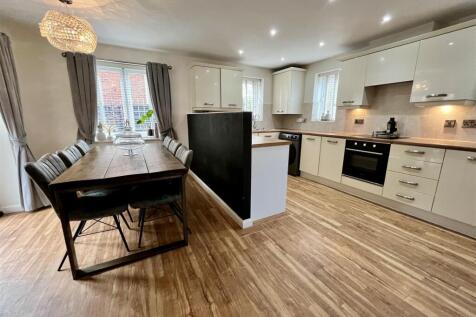 Kitchen &amp; Dining Area