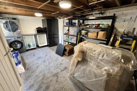 Garage/Utility