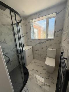 Family Shower Room