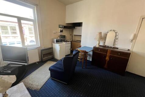 Flat One
