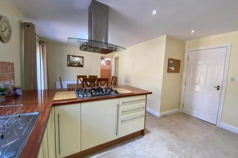 Open Plan Kitchen &amp; Dining Room