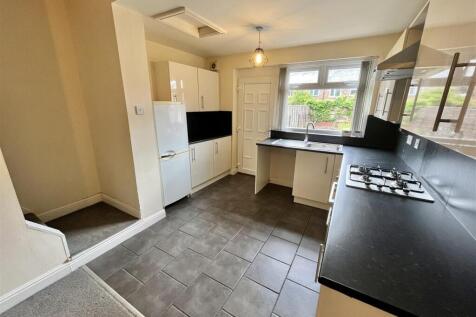 Open Plan Dining Room &amp; Kitchen