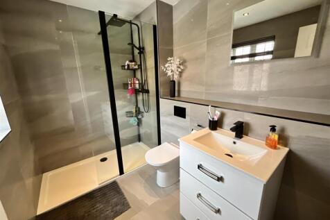 En suite Shower Room