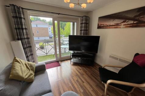 Open Plan Lounge &amp; Kitchen