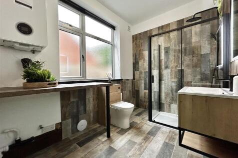 Shower Room/Utility