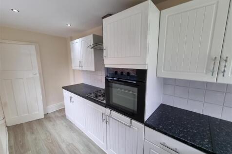 Kitchen: