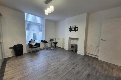 Open Plan Lounge/Kitchen