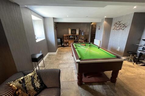 Games Room &amp; Wine Cellar