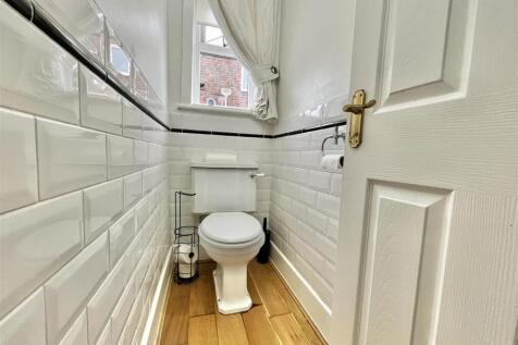 Separate WC